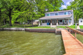 Private Dock and Boat House Lakefront Mabank Home